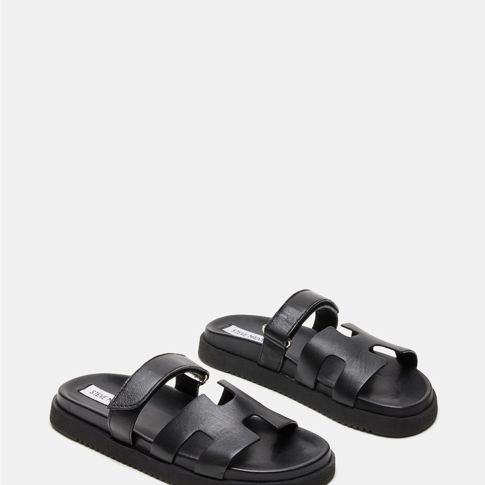 Steve Madden Mayven “H” Black Leather Slide Sandals